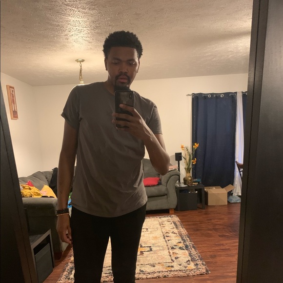 Meet your Posher, Alvonte - Picture 1 of 1